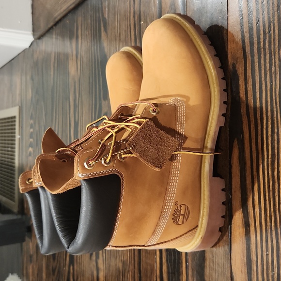 Men's Timberland Boots Size 9 - Picture 2 of 10